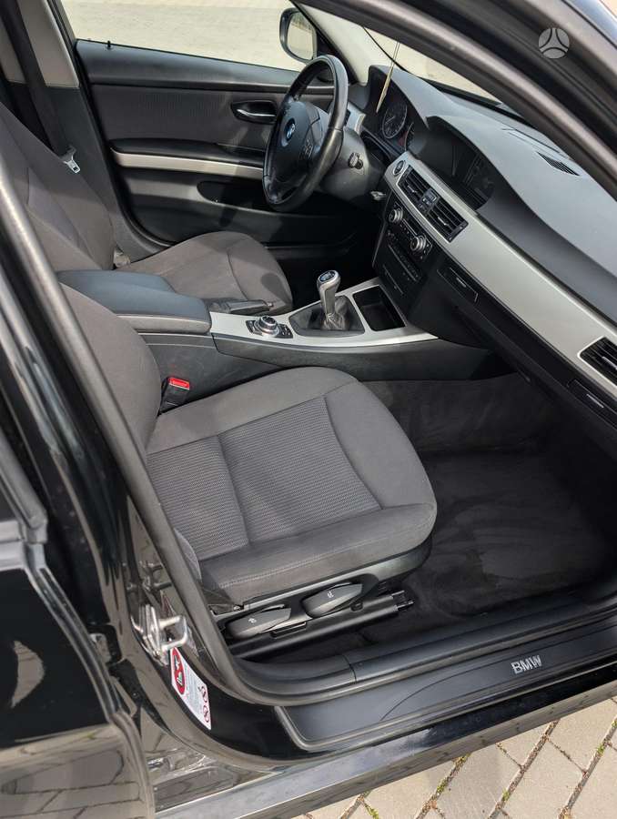 BMW 318, 2.0 l., Универсал