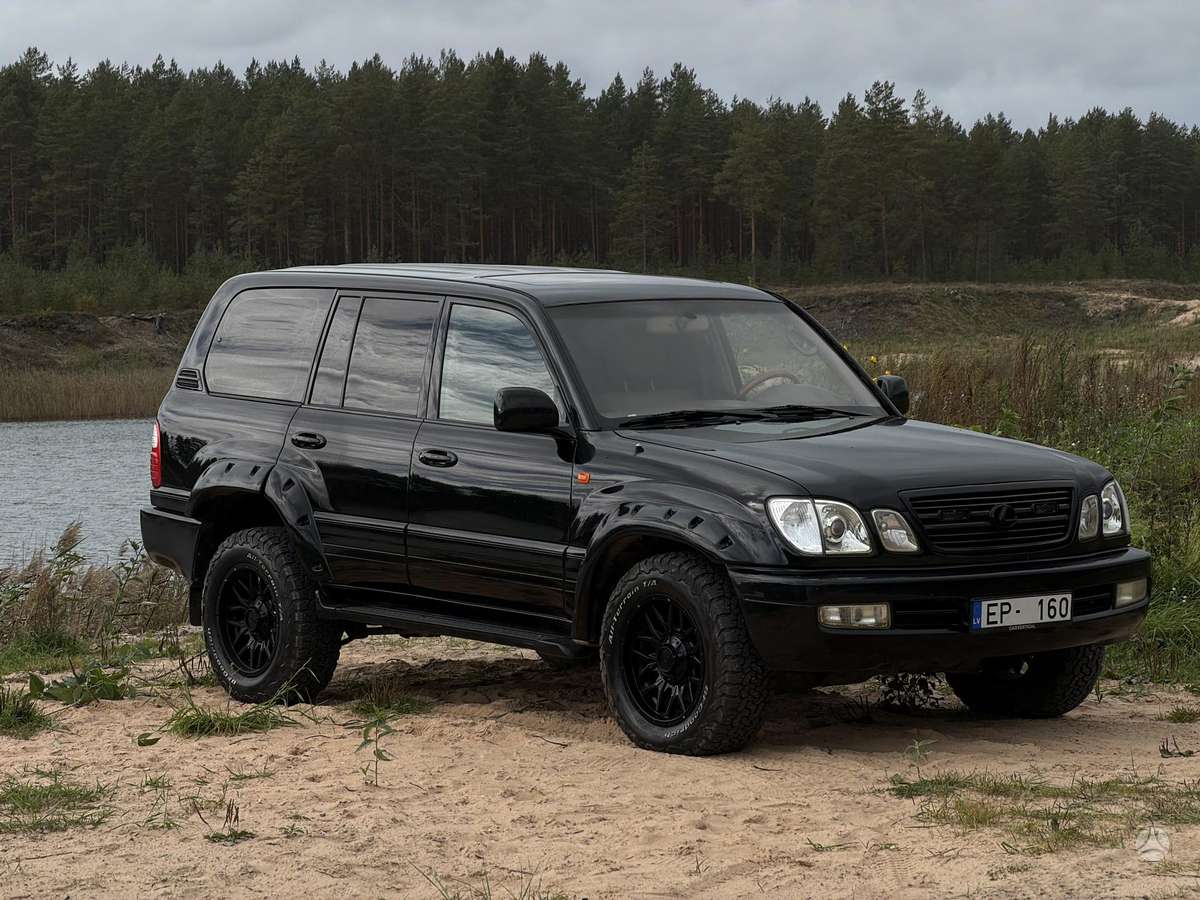 Lexus LX 470 - 2