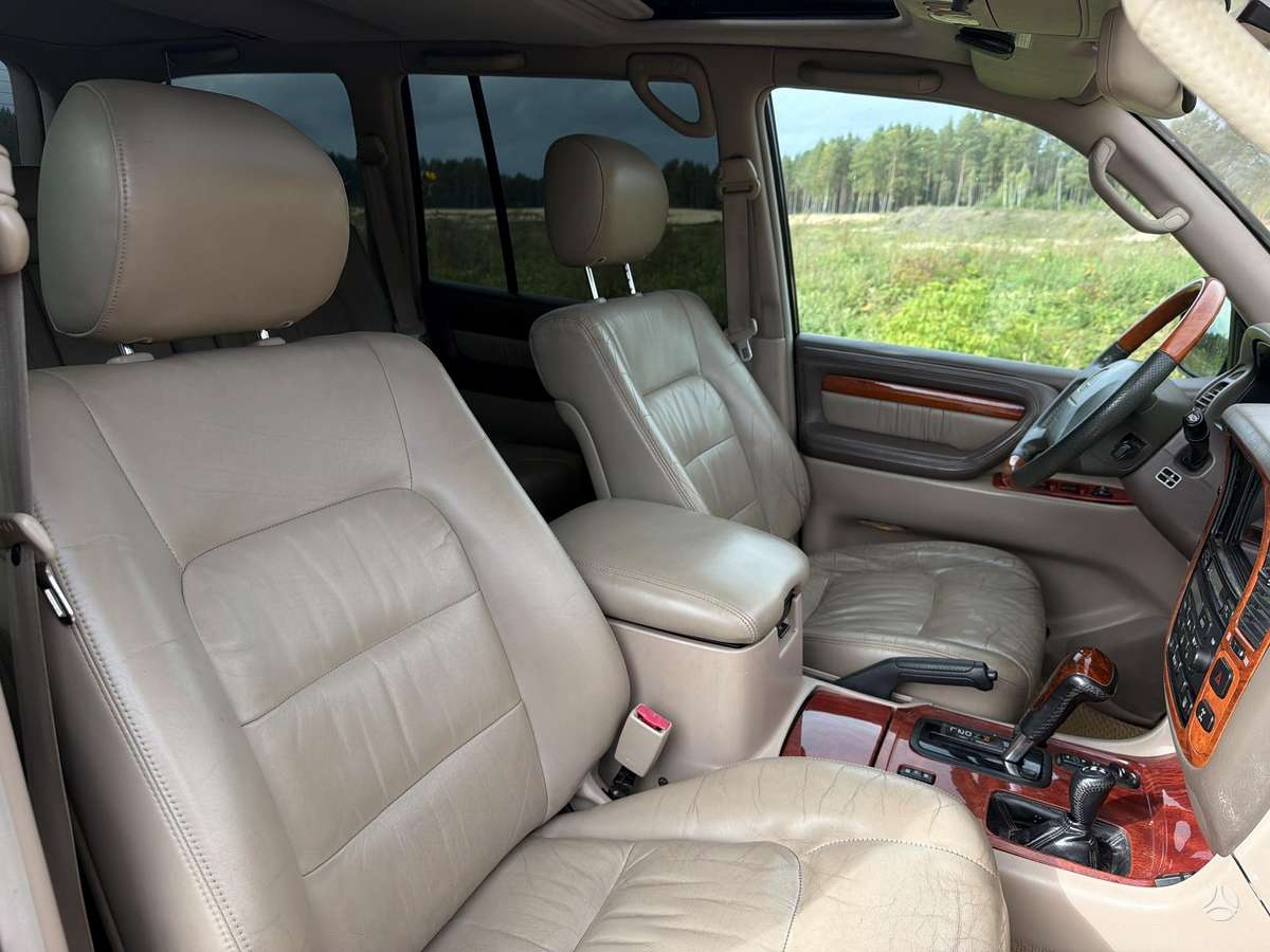 Lexus LX 470 - 9
