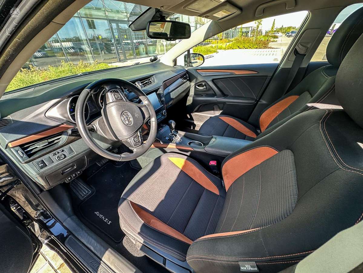 Toyota Avensis - 6