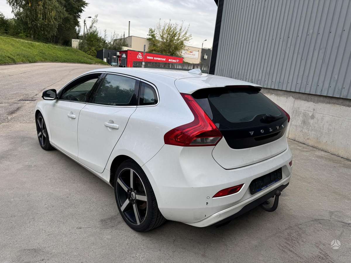 Volvo V40 - 3