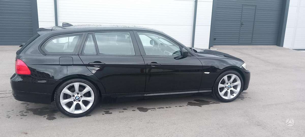 BMW 320, 2.0 l., Универсал