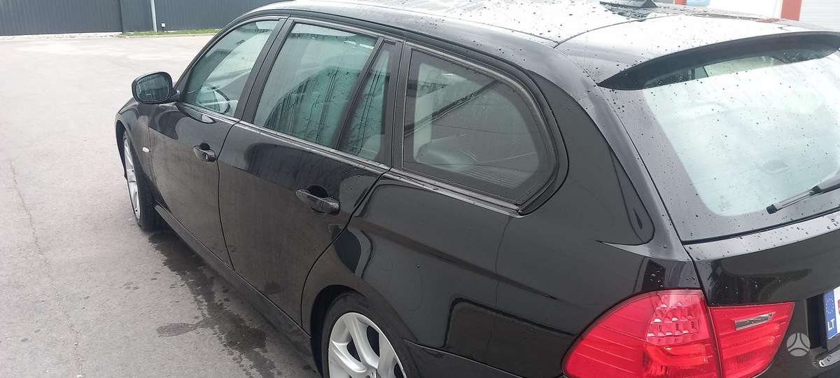BMW 320, 2.0 l., wagon