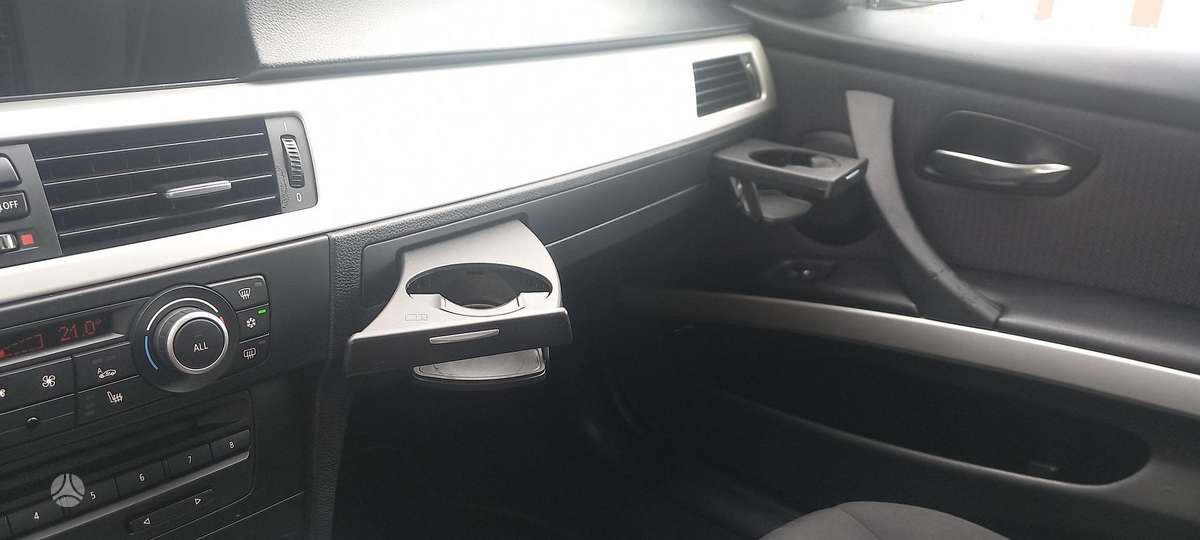 BMW 320 - 11