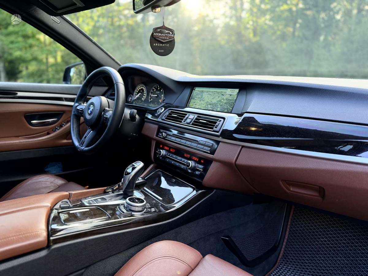 BMW 525, 2.0 l., Универсал