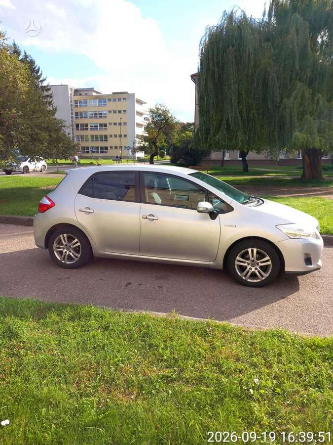 Toyota Auris - 2