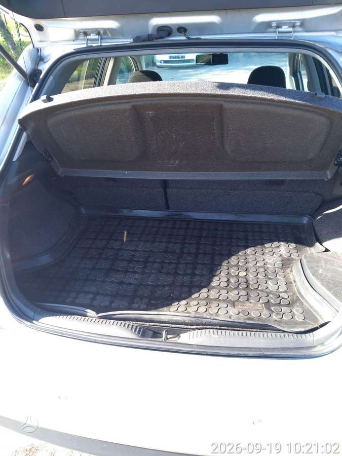 Toyota Auris - 10