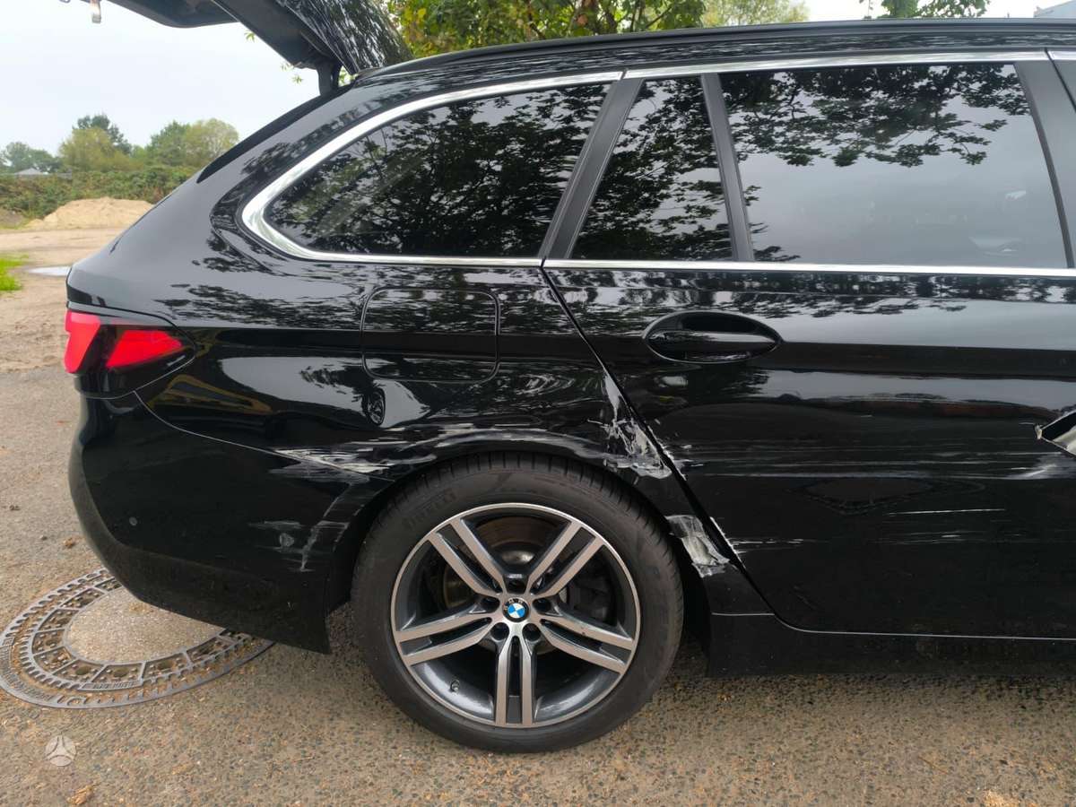 BMW 520 - 7