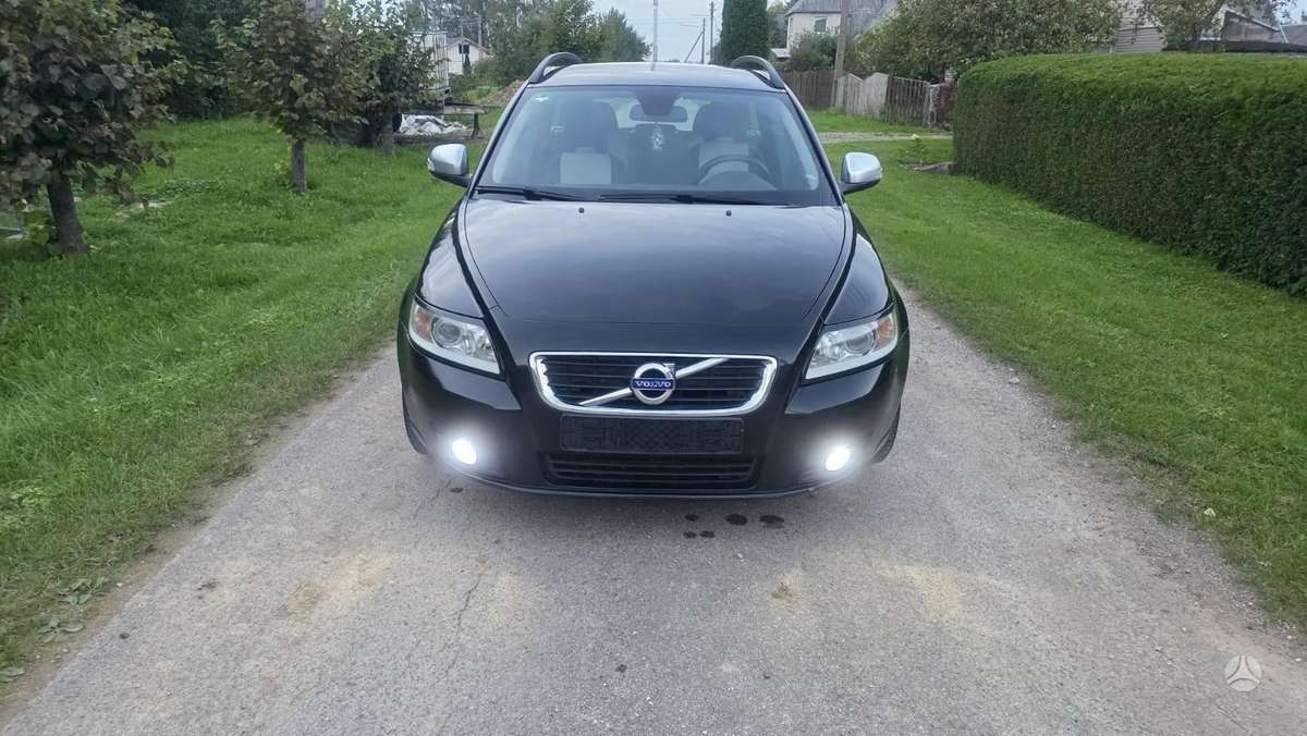 Volvo V50 - 2