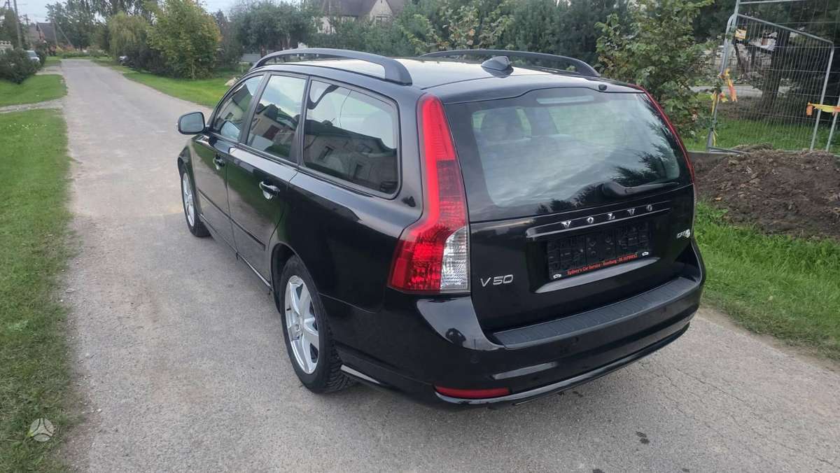 Volvo V50 - 5
