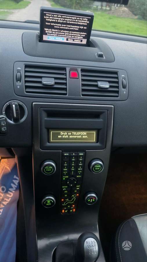 Volvo V50 - 10