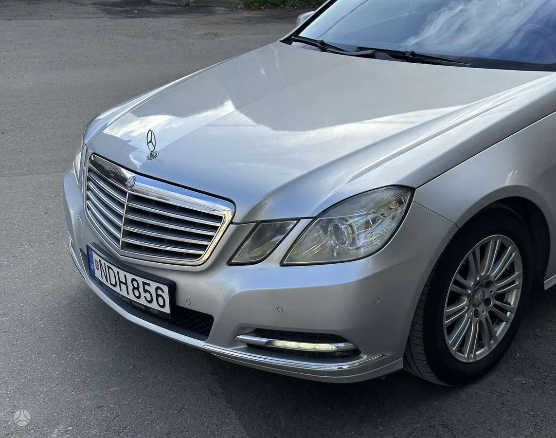 Mercedes-Benz E220 - 7