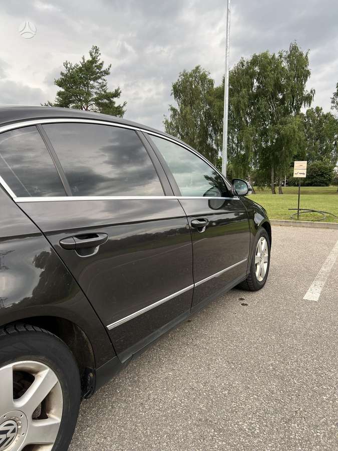 Volkswagen Passat - 5