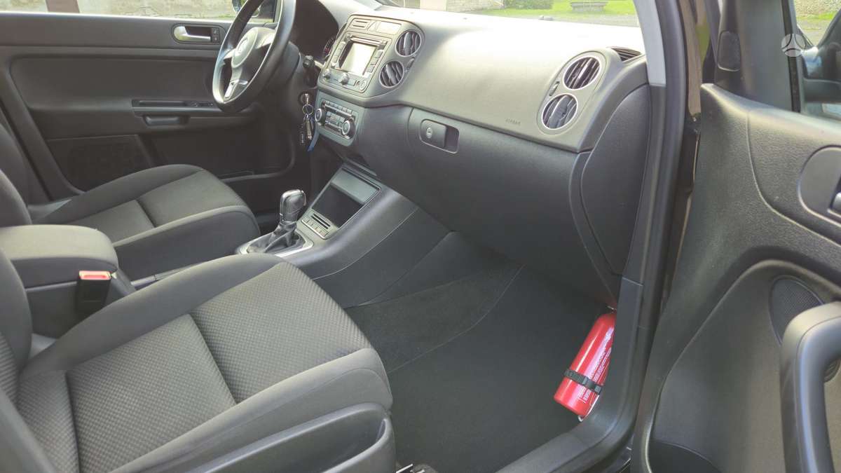 Volkswagen Golf Plus - 11