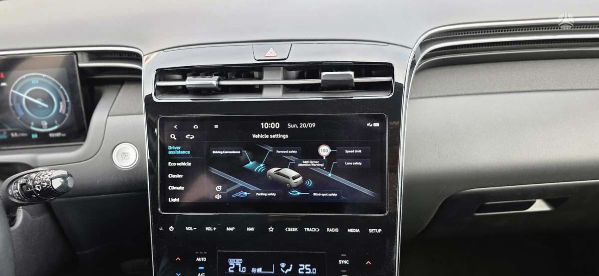 Hyundai Tucson - 11