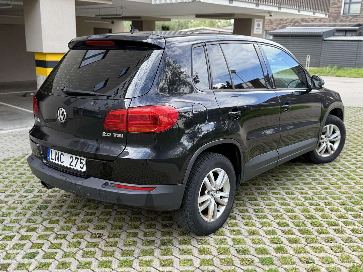 Volkswagen Tiguan - 5