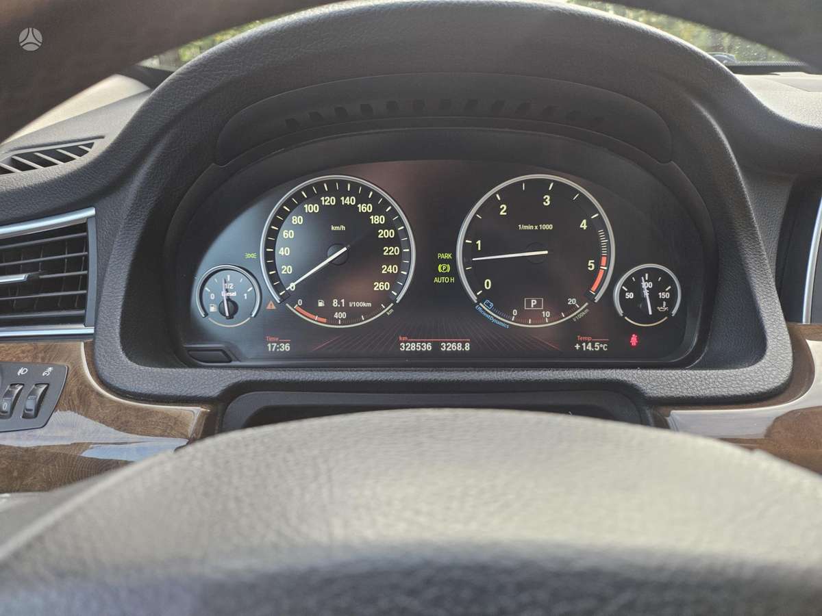 BMW 530 Gran Turismo - 11
