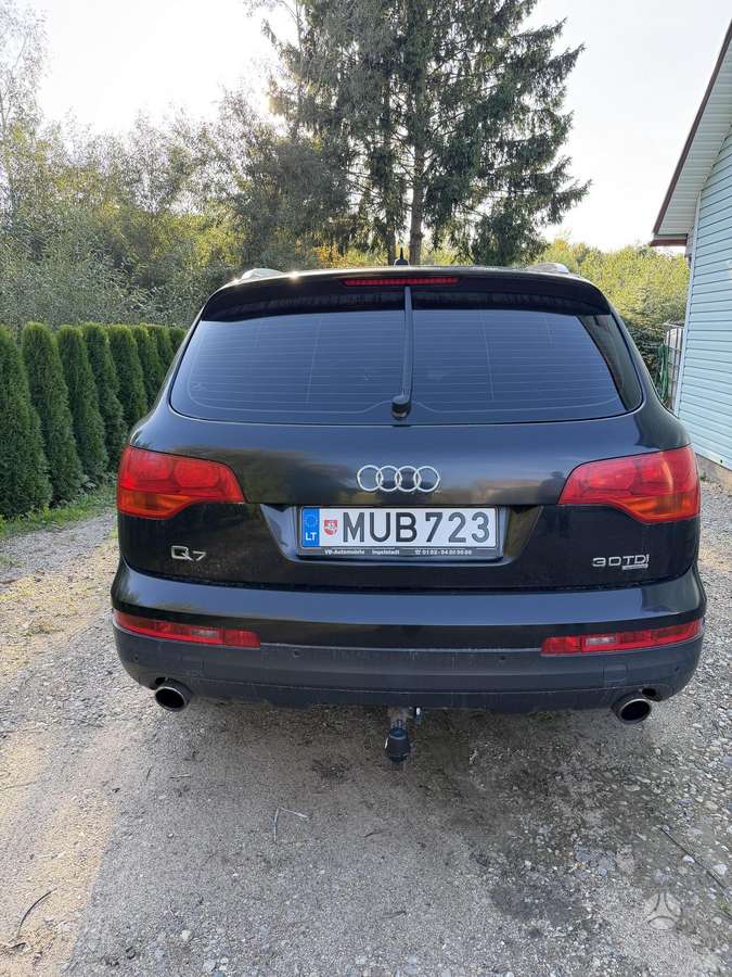Audi Q7 - 4