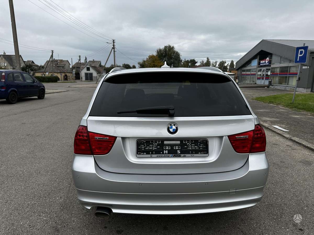 BMW 320, 2.0 l., wagon