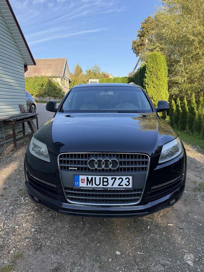 Audi Q7 - 3