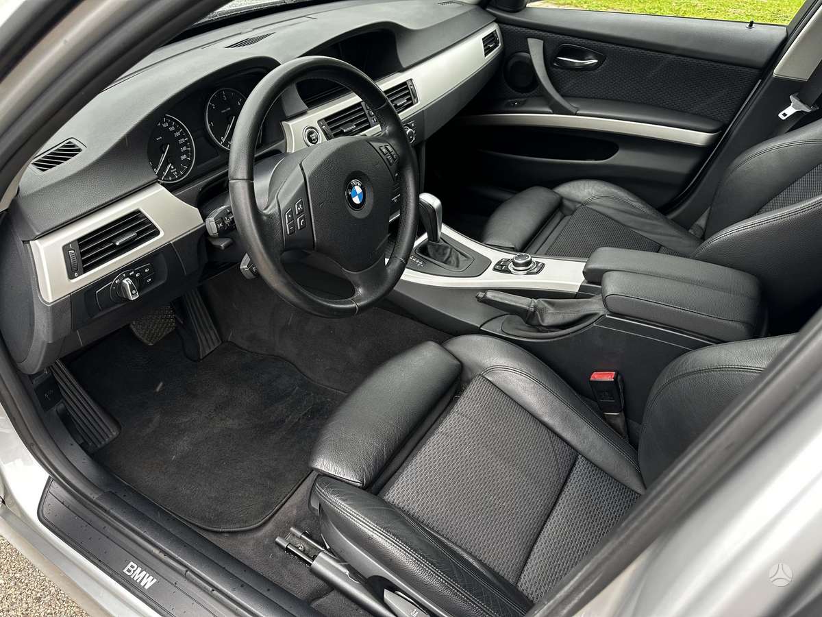 BMW 320, 2.0 l., wagon