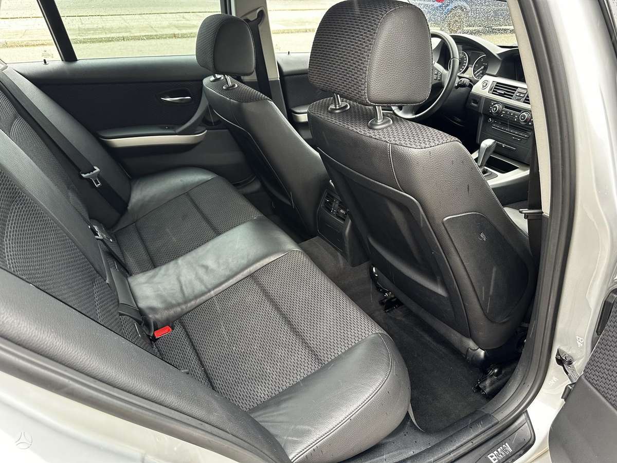 BMW 320, 2.0 l., wagon
