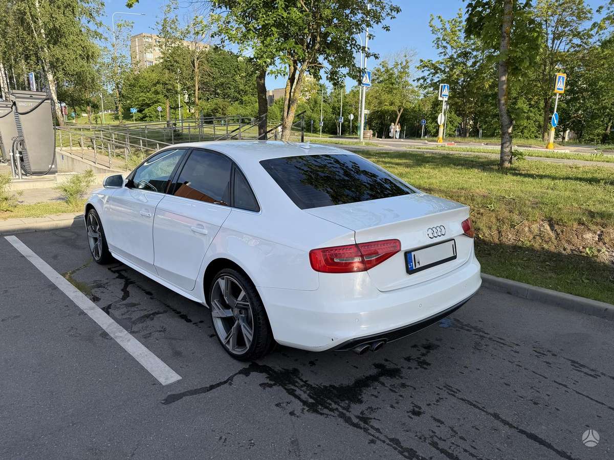 Audi A4 - 2