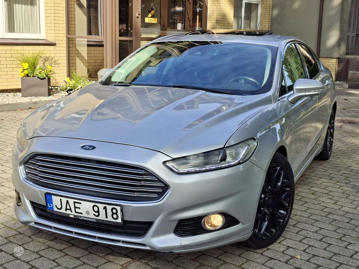 Ford Fusion - 1