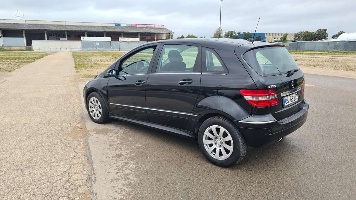 Mercedes-Benz B200 - 2