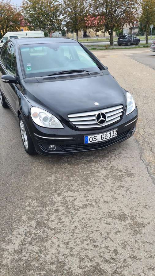 Mercedes-Benz B200 - 7
