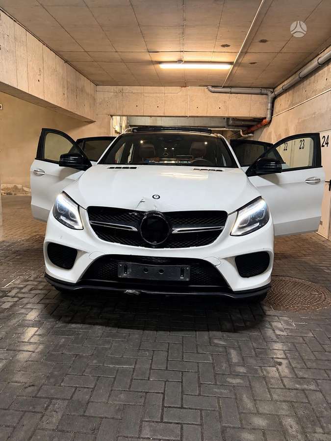 Mercedes-Benz GLC Coupe 43 AMG - 3