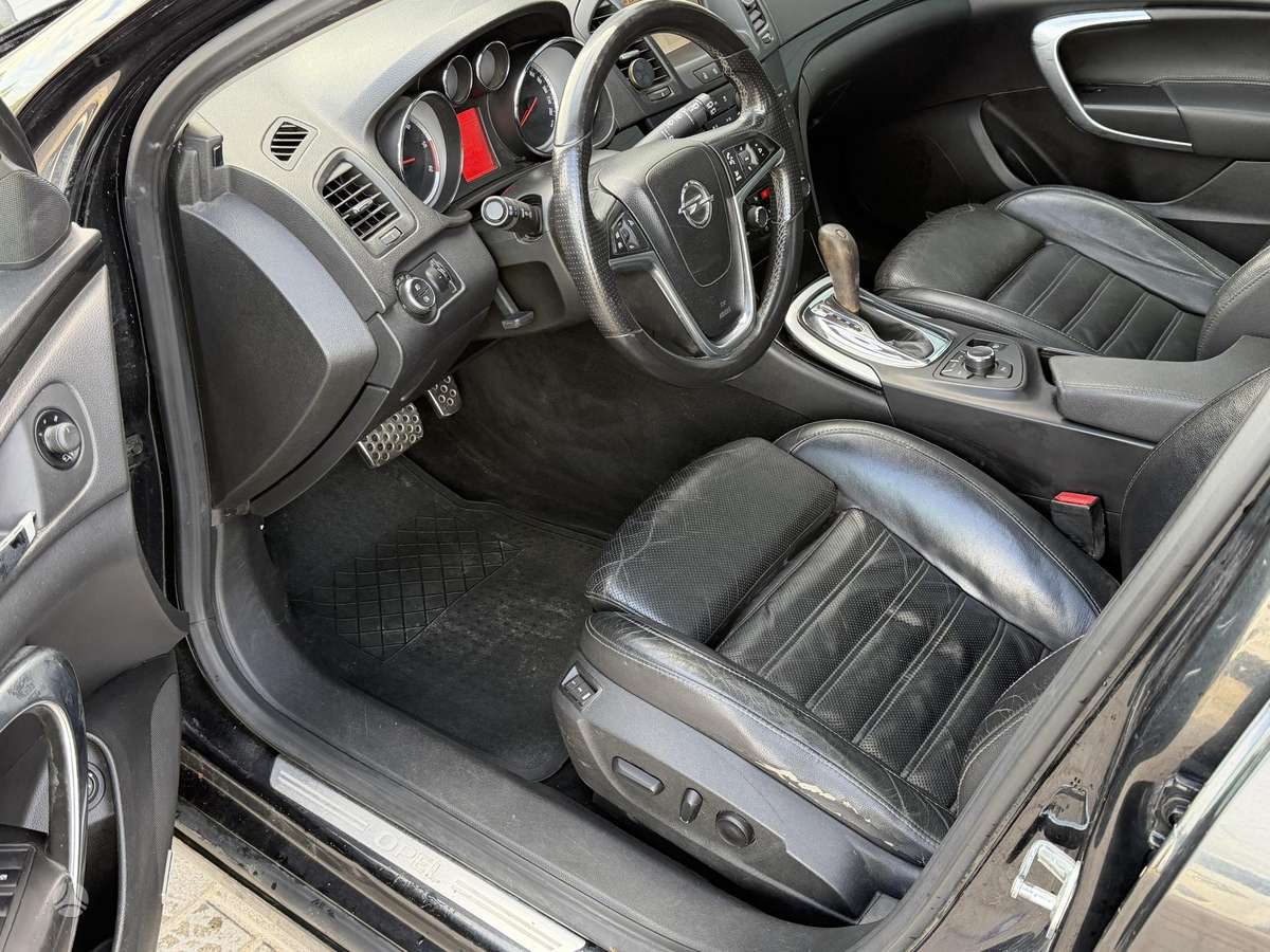 Opel Insignia - 9