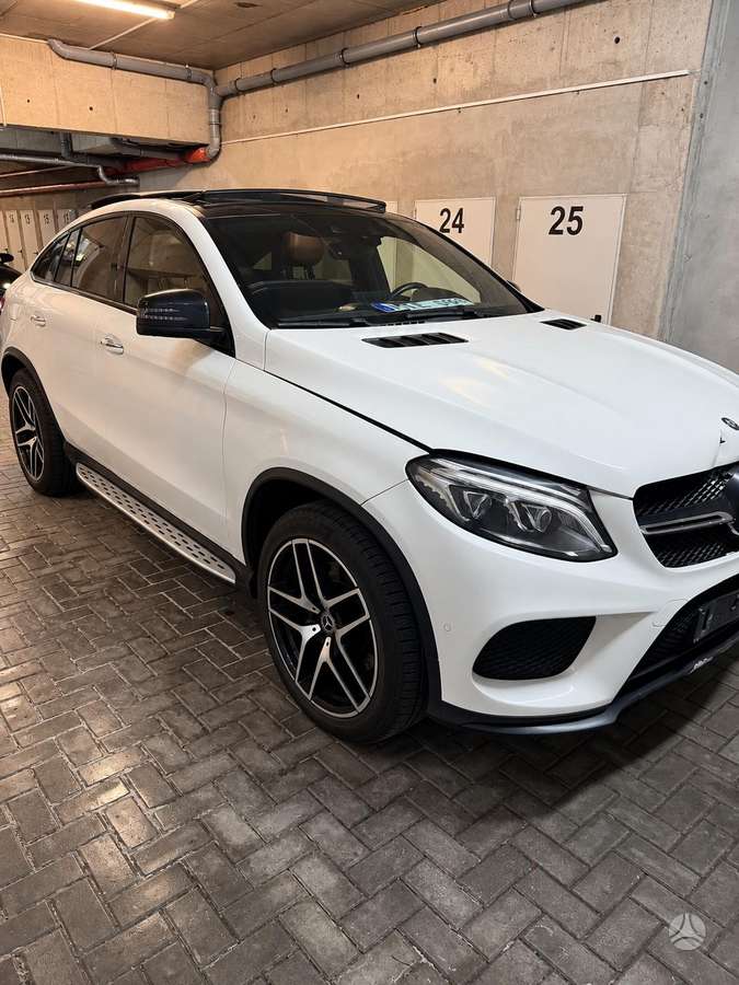 Mercedes-Benz GLC Coupe 43 AMG - 1
