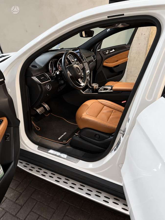 Mercedes-Benz GLC Coupe 43 AMG - 10