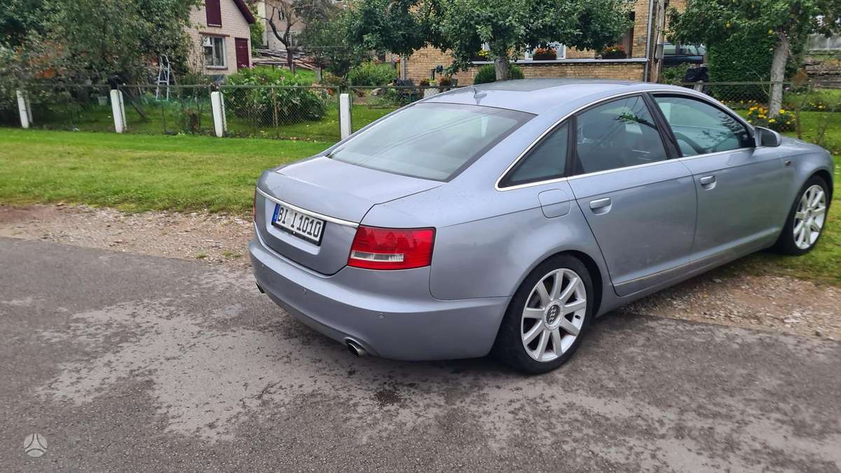 Audi A6 - 1