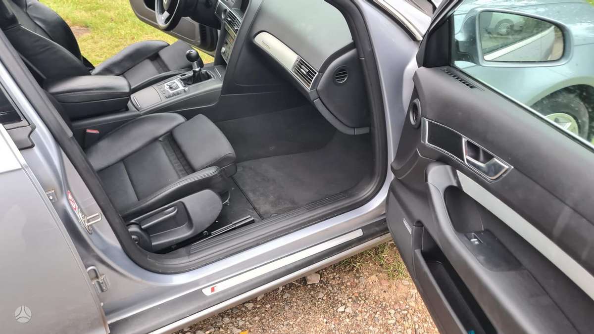 Audi A6 - 6