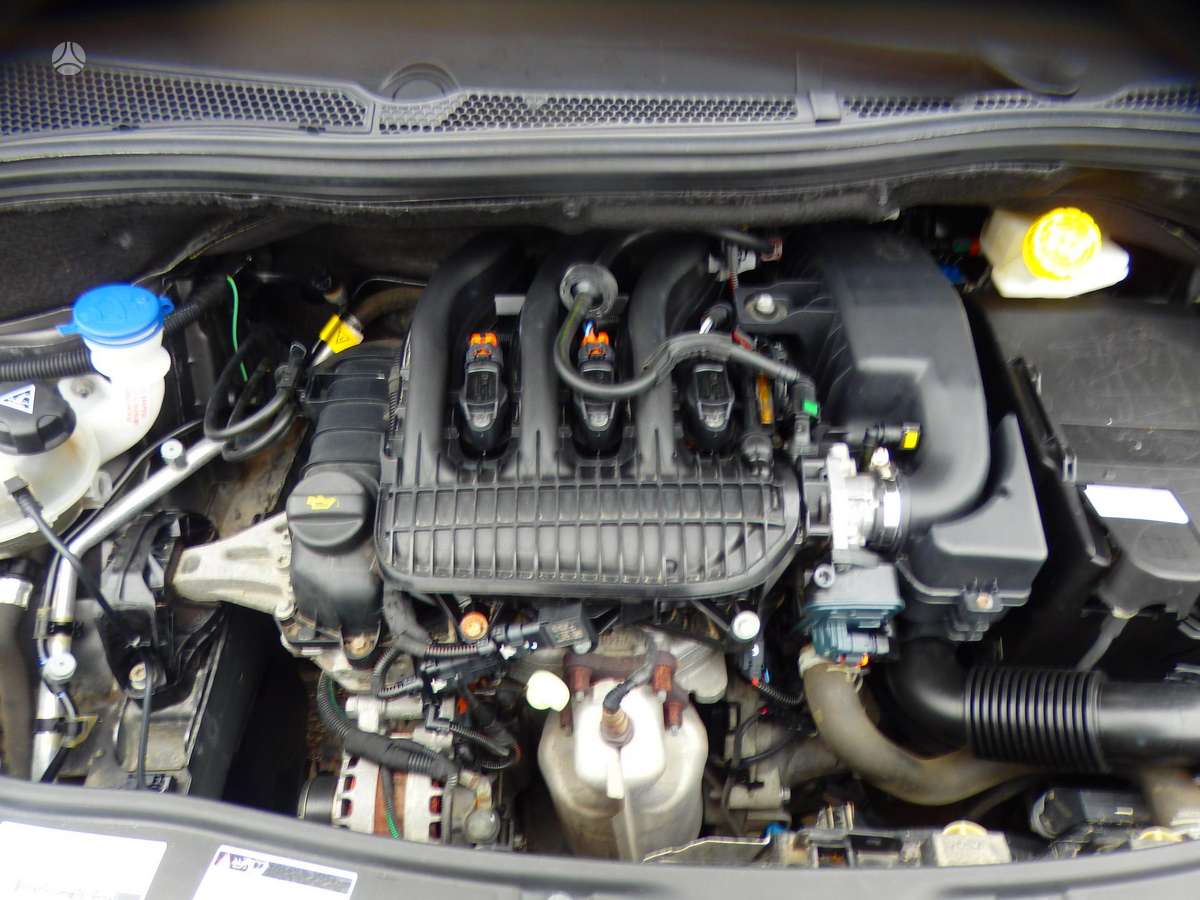 Peugeot 2008 - 10