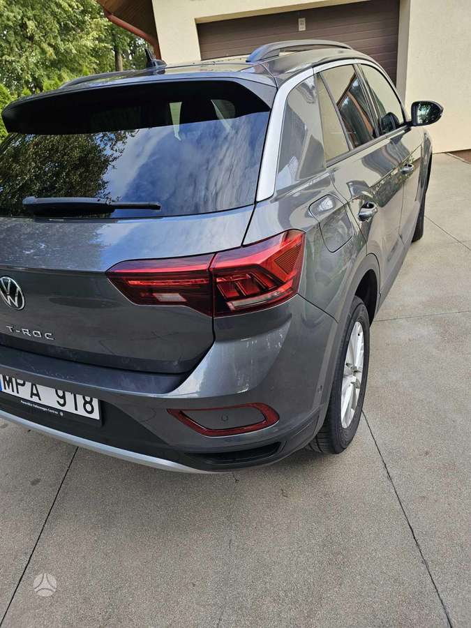 Volkswagen T-Roc - 4