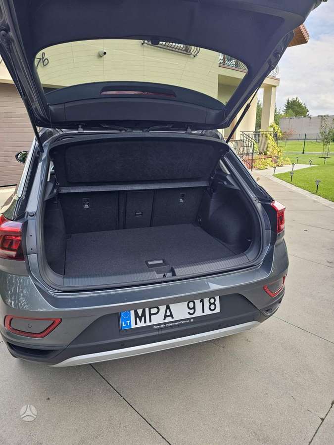 Volkswagen T-Roc - 6