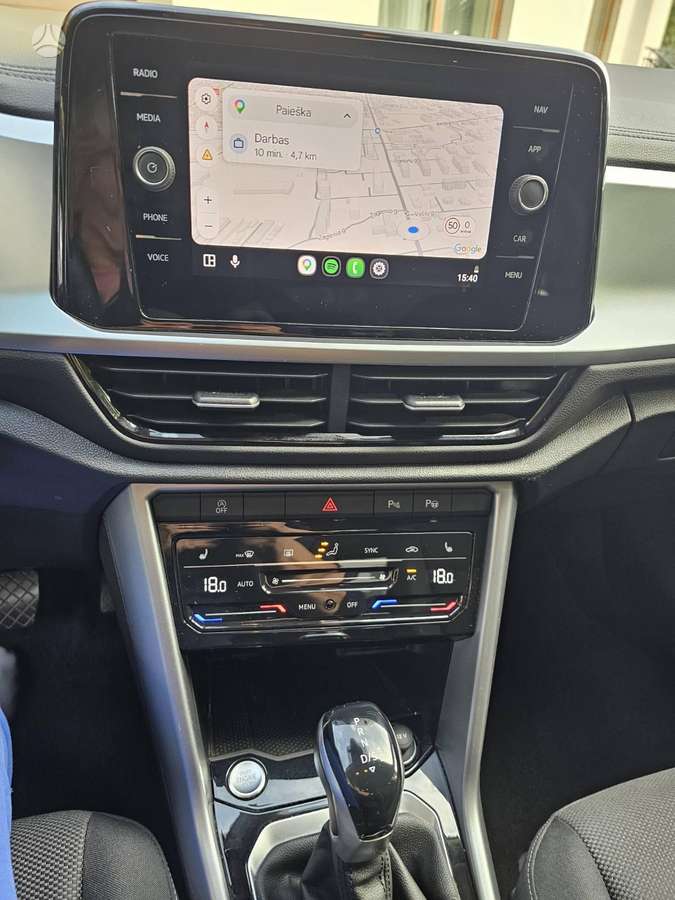 Volkswagen T-Roc - 11