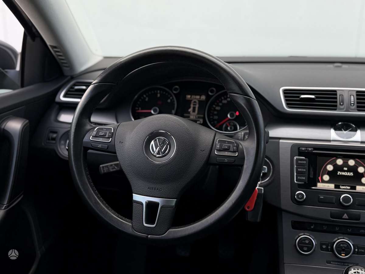 Volkswagen Passat, 2.0 l., Универсал