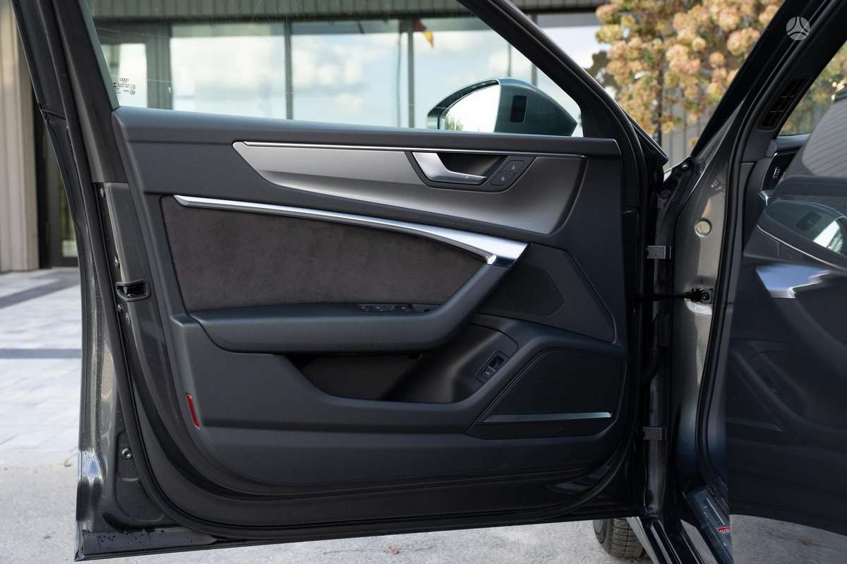 Audi A6, 3.0 l., universalas