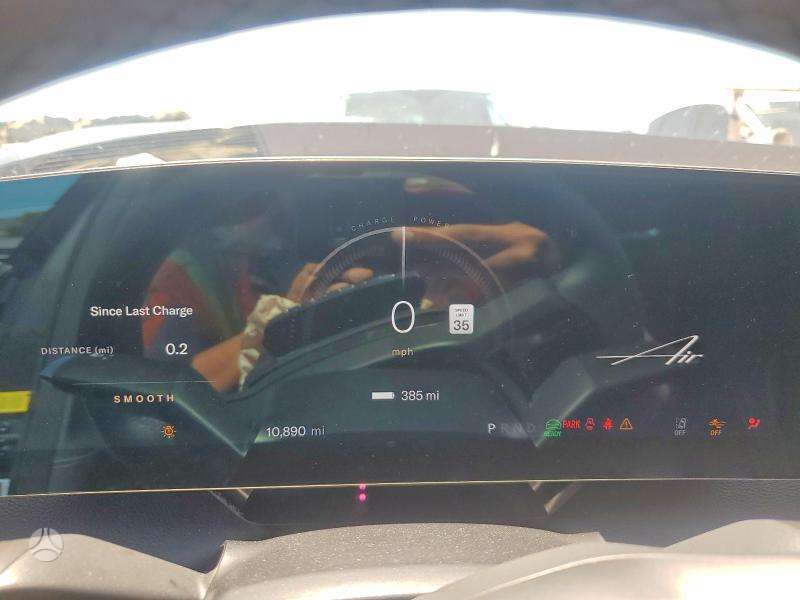 Lucid Air - 8