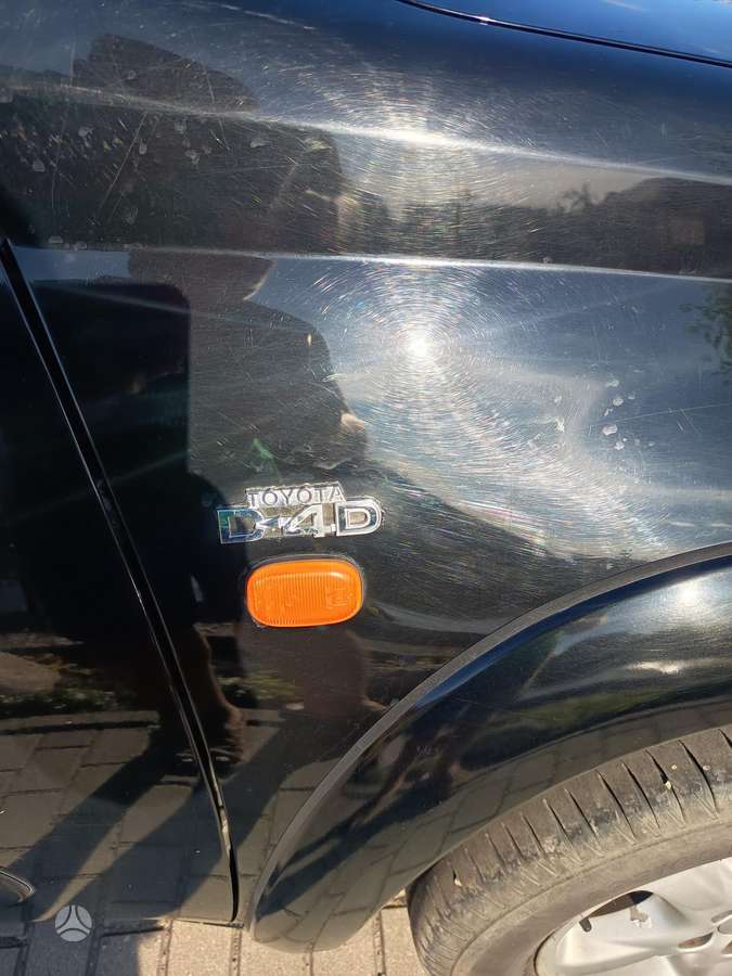Toyota RAV4 - 6