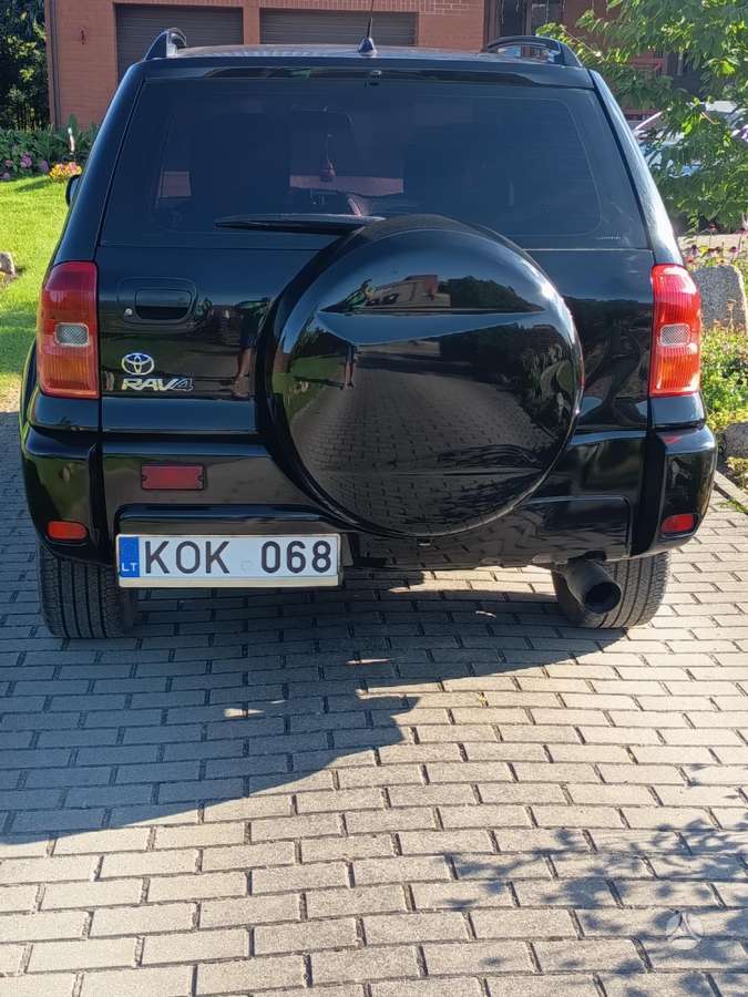 Toyota RAV4 - 7