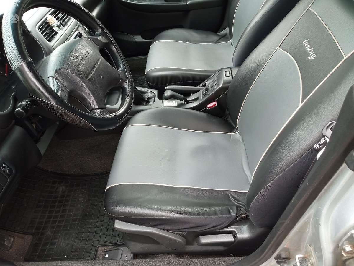 Subaru Impreza - 7