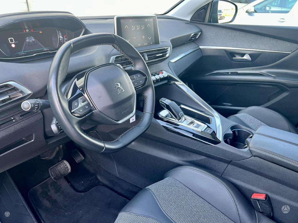 Peugeot 3008 - 11