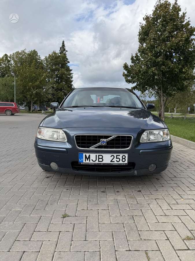 Volvo S60 - 1