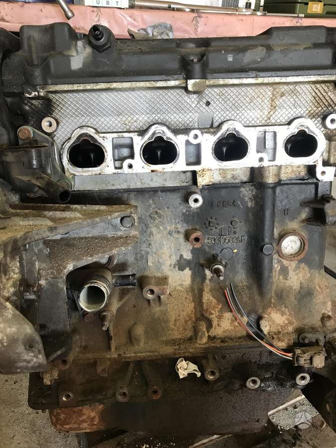 Jeep Cherokee engine parts