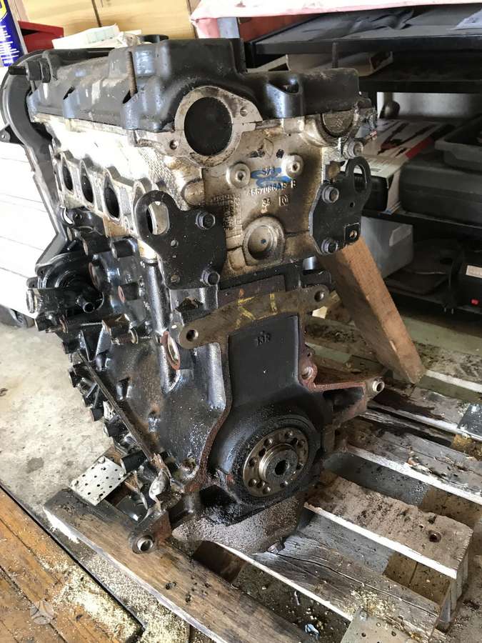 Jeep Cherokee детали двигателя